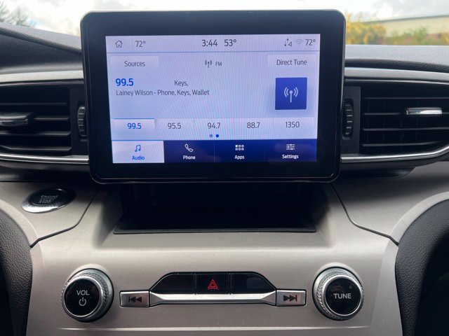 Used 2023 Ford Explorer XLT w/ Equipment Group 202A AWD/4WD image 28