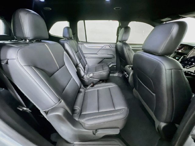 Used 2024 GMC Acadia Elevation w/ Luxury Package FWD image 43