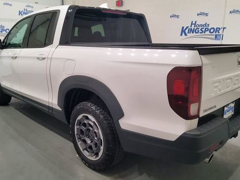 Used 2024 Honda Ridgeline Sport image 4