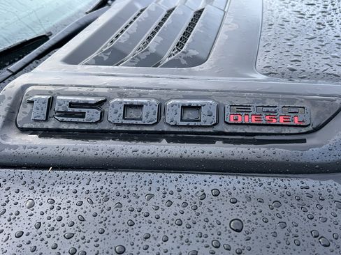 Used 2022 RAM 1500 Limited image 10