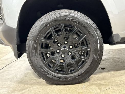 Used 2026 Chevrolet Colorado W/T w/ WT Custom Package AWD/4WD image 27