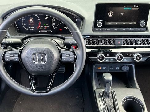 Used 2025 Honda Civic Sport image 14