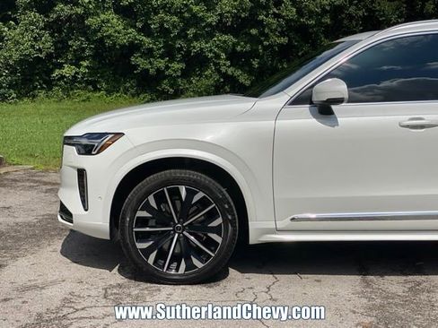 Used 2026 Volvo XC90 B6 Ultra w/ Protection Package AWD/4WD image 10