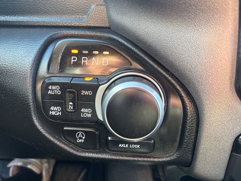 Used 2023 RAM 1500 Big Horn AWD/4WD image 33