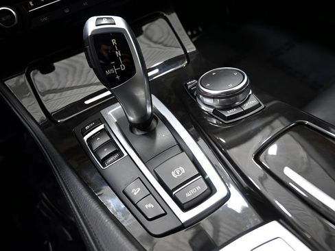 Used 2015 BMW 528i xDrive Sedan AWD/4WD image 22