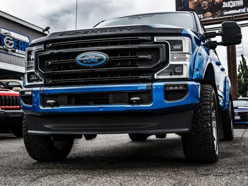 Used 2020 Ford F350 Platinum w/ FX4 Off-Road Package AWD/4WD image 5