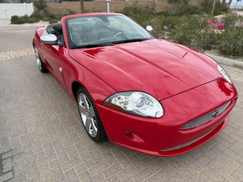 Used 2007 Jaguar XK Convertible image 35