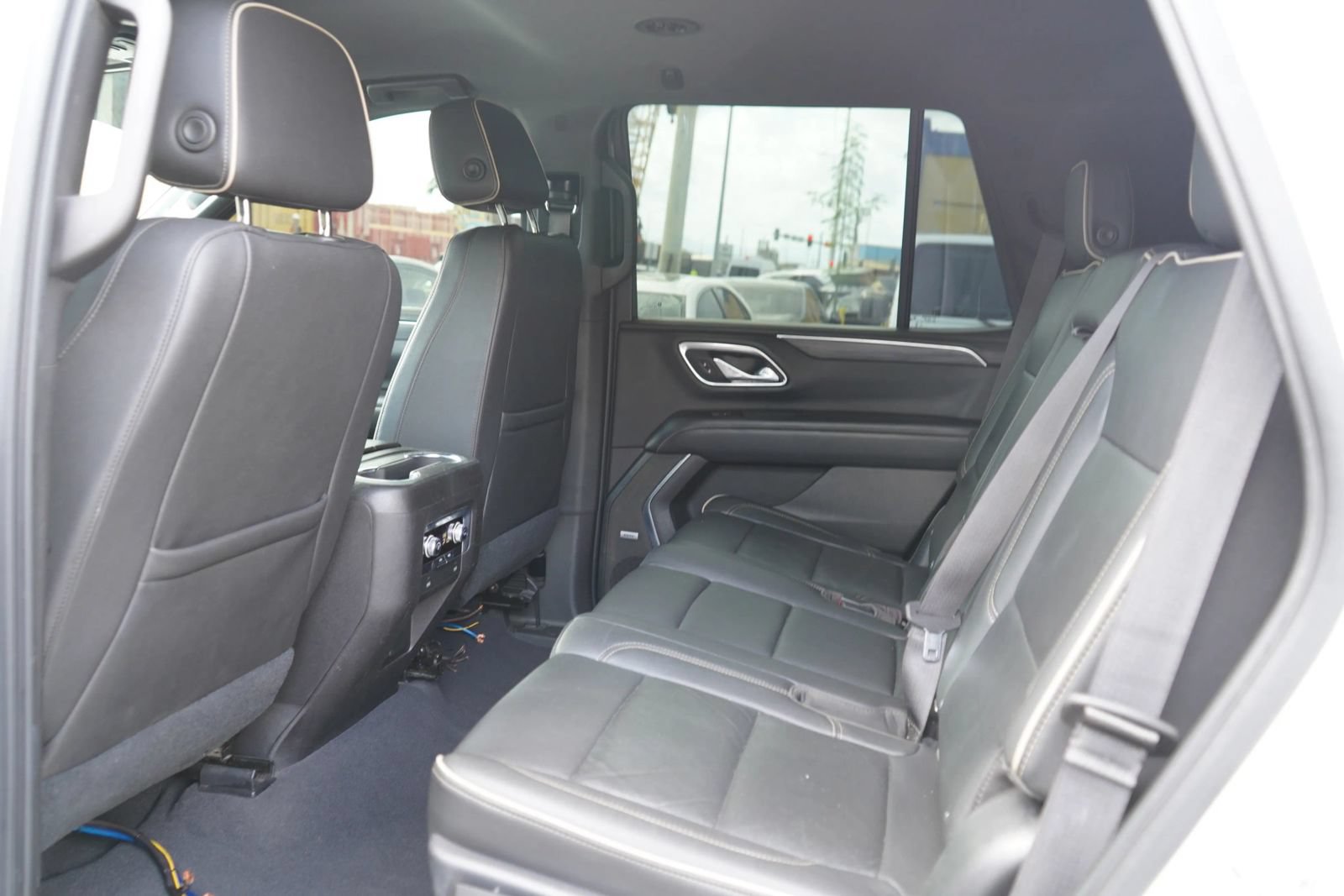 Used 2021 GMC Yukon SLT AWD/4WD image 14