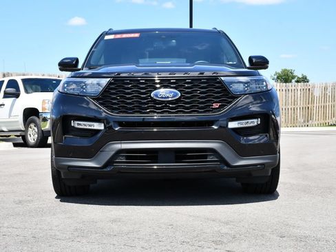Used 2022 Ford Explorer ST w/ Equipment Group 401A AWD/4WD image 2