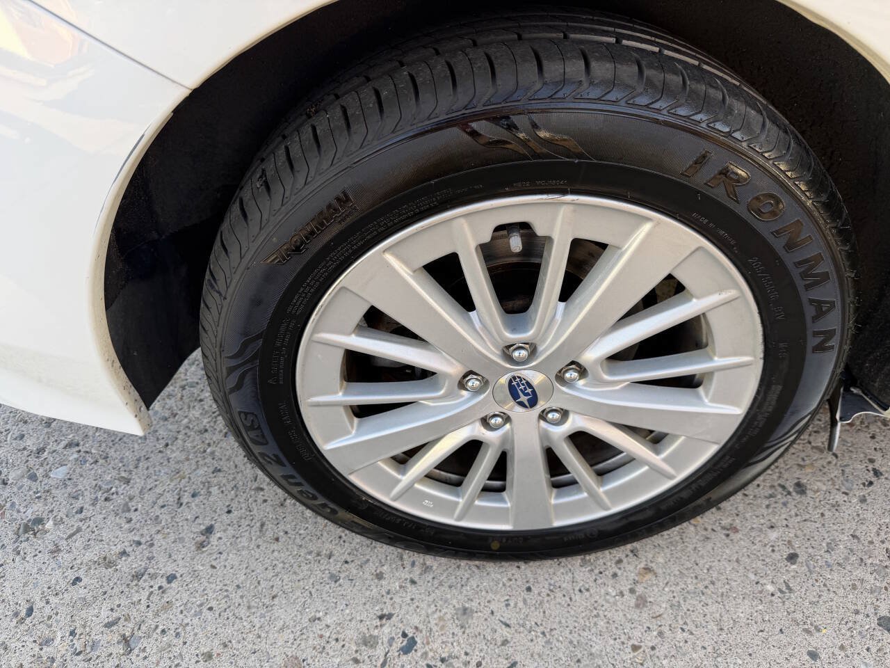 Used 2018 Subaru Impreza 2.0i Premium AWD/4WD image 4