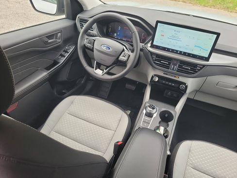 New 2026 Ford Escape Active w/ Tech Pack #1 AWD/4WD image 32
