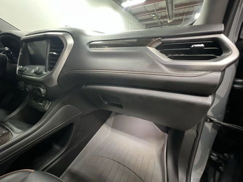 Certified 2022 GMC Acadia AT4 w/ Technology Package AWD/4WD image 30