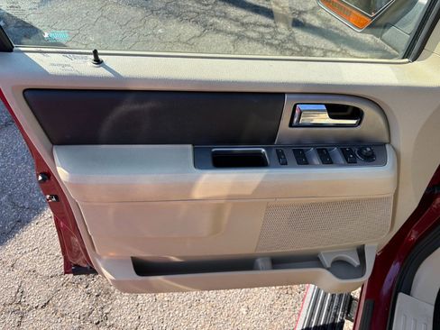 Used 2017 Ford Expedition Limited w/ Equipment Group 301A image 10