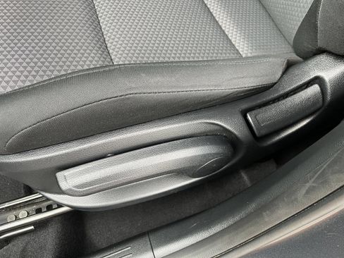 Used 2025 Kia Soul LX w/ LX Technology Package FWD image 22