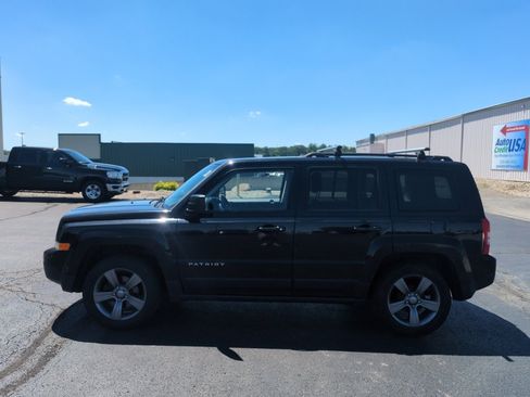 Used 2015 Jeep Patriot High Altitude FWD image 9