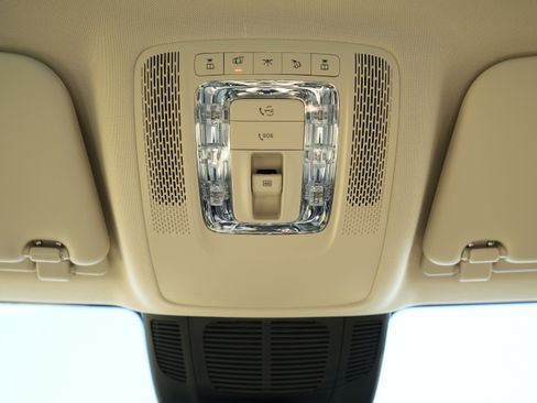 New 2026 Mercedes-Benz GLE 350 4MATIC image 32