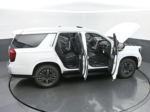Used 2025 GMC Yukon Elevation w/ LPO, Floor Liner Package AWD/4WD image 67