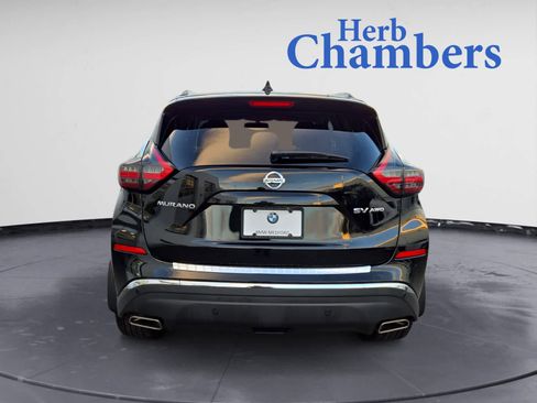 Used 2019 Nissan Murano SV w/ Premium Package image 12