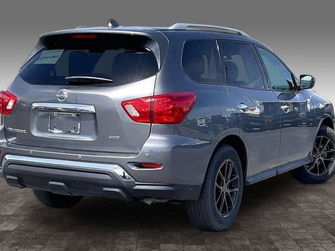 Used 2020 Nissan Pathfinder S AWD/4WD image 2