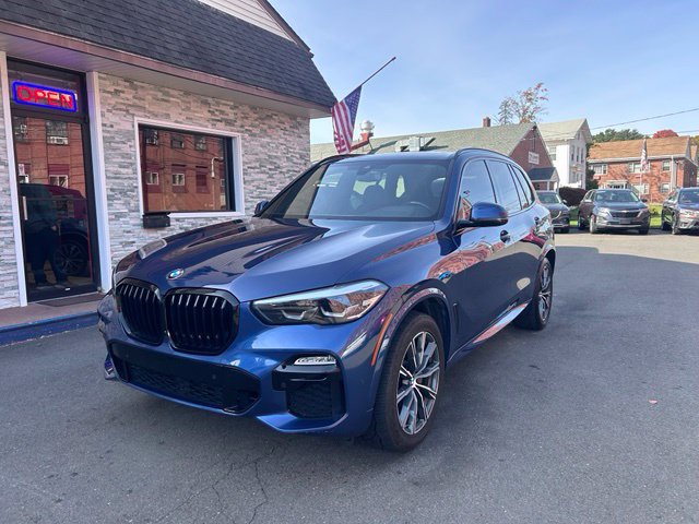 Used 2021 BMW X5 xDrive40i w/ M Sport Package AWD/4WD image 1