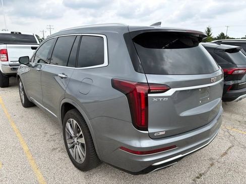Used 2021 Cadillac XT6 Premium Luxury w/ LPO, Floor Liner Package FWD image 5