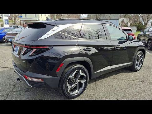 Certified 2023 Hyundai Tucson Limited AWD/4WD image 8