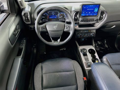Used 2021 Ford Bronco Sport Outer Banks w/ Outer Banks Package AWD/4WD image 23
