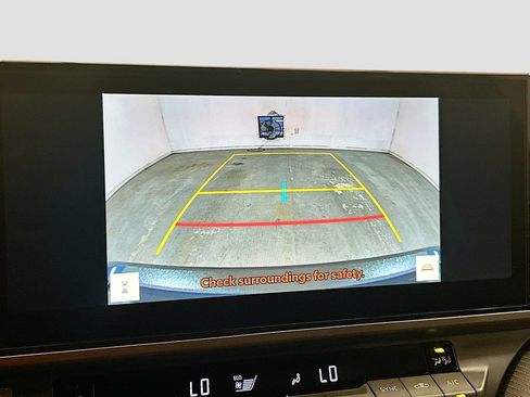 Used 2026 Toyota Camry SE w/ Multimedia Upgrade Package FWD image 11