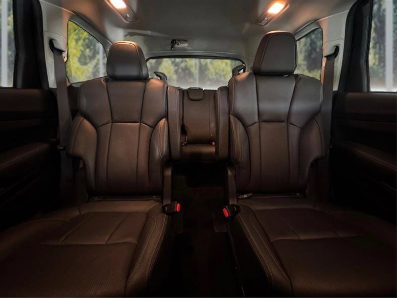 Used 2024 Subaru Ascent Limited AWD/4WD image 29