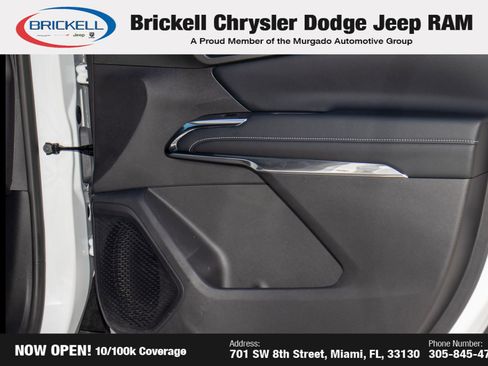 Used 2026 Chevrolet Traverse LT w/ Midnight/Sport Edition FWD image 14