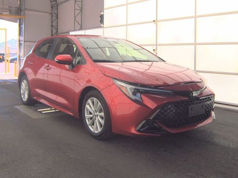 Used 2023 Toyota Corolla SE w/ SE Premium Package FWD image 6