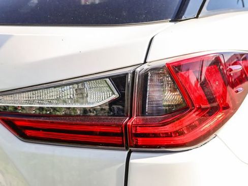 Used 2019 Lexus RX 350 FWD image 8