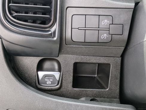 Used 2023 RAM ProMaster 2500 FWD image 17