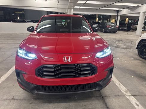 Used 2024 Honda HR-V Sport image 2