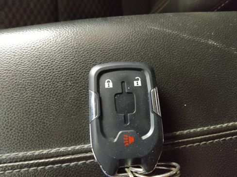 Used 2021 GMC Terrain SLE FWD image 32