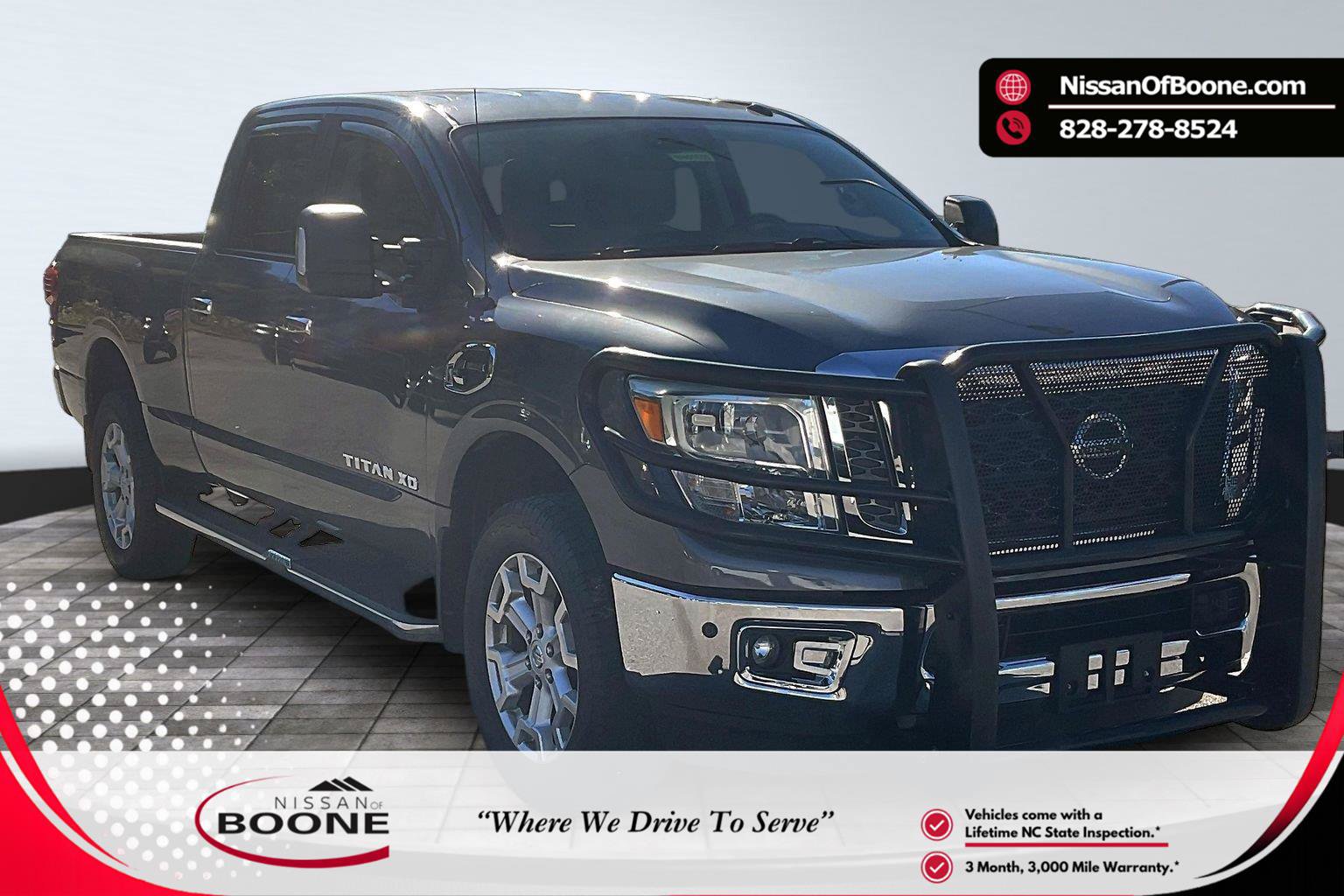 Used 2017 Nissan Titan SV AWD/4WD image 1