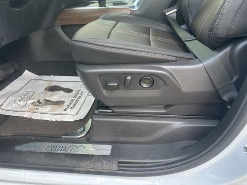 New 2026 Chevrolet Silverado 1500 High Country w/ Technology Package AWD/4WD image 17