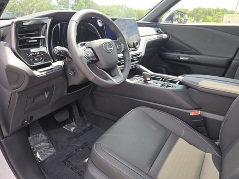 New 2026 Lexus TX 350 AWD image 25