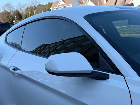 Used 2017 Ford Mustang Coupe image 18