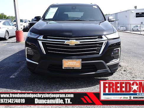 Used 2023 Chevrolet Traverse LT w/ LPO, Floor Liner Package AWD/4WD image 8