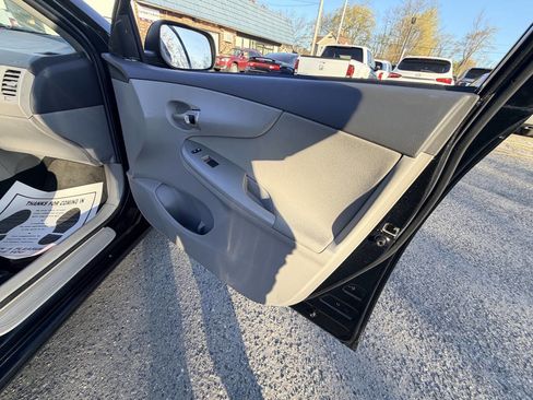 Used 2010 Toyota Corolla LE FWD image 15