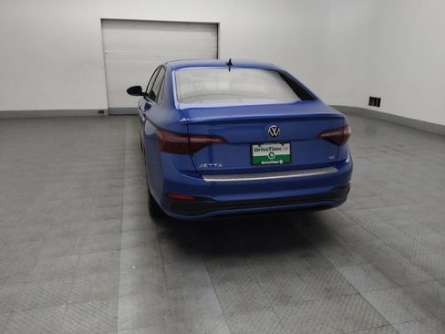 Used 2024 Volkswagen Jetta SE w/ Panoramic Sunroof Package image 6