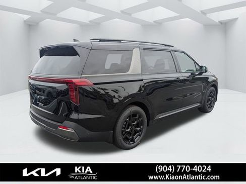 New 2026 Kia Carnival SX Prestige FWD image 4