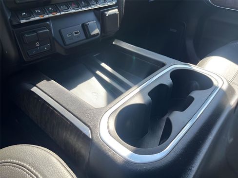 Used 2021 GMC Sierra 1500 Denali w/ Denali Ultimate Package image 20