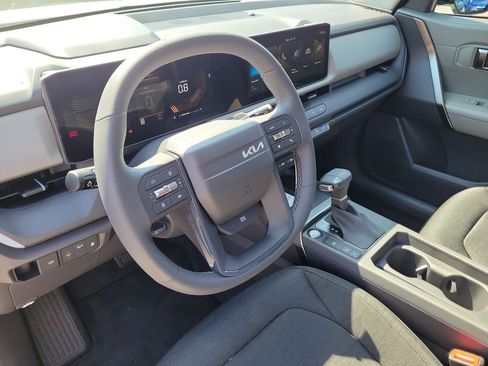 New 2027 Kia Seltos S FWD image 22