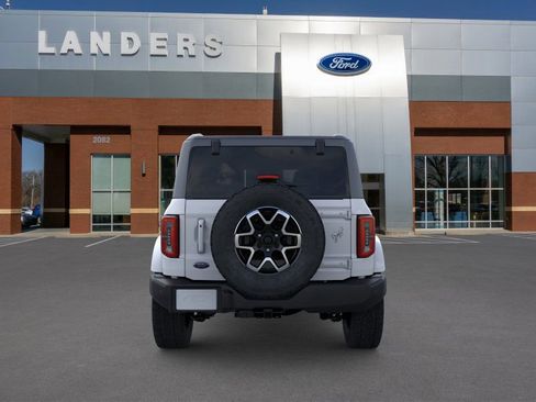 New 2025 Ford Bronco Outer Banks image 5