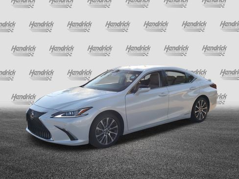 Used 2020 Lexus ES 300h w/ Premium Package FWD image 5