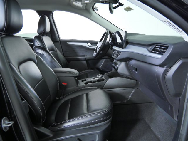 Certified 2024 Ford Escape Platinum AWD/4WD image 12
