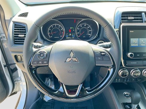 New 2025 Mitsubishi Outlander Sport SE image 11