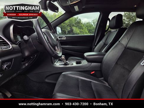 Used 2022 Jeep Grand Cherokee Laredo X RWD image 25